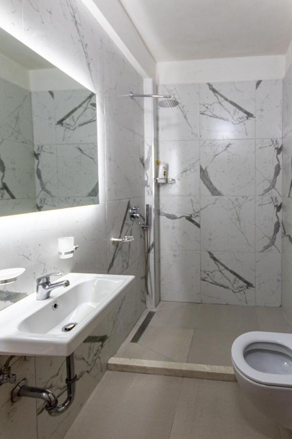 Comfortable Apartment Next To The Beach Durrës Exteriör bild