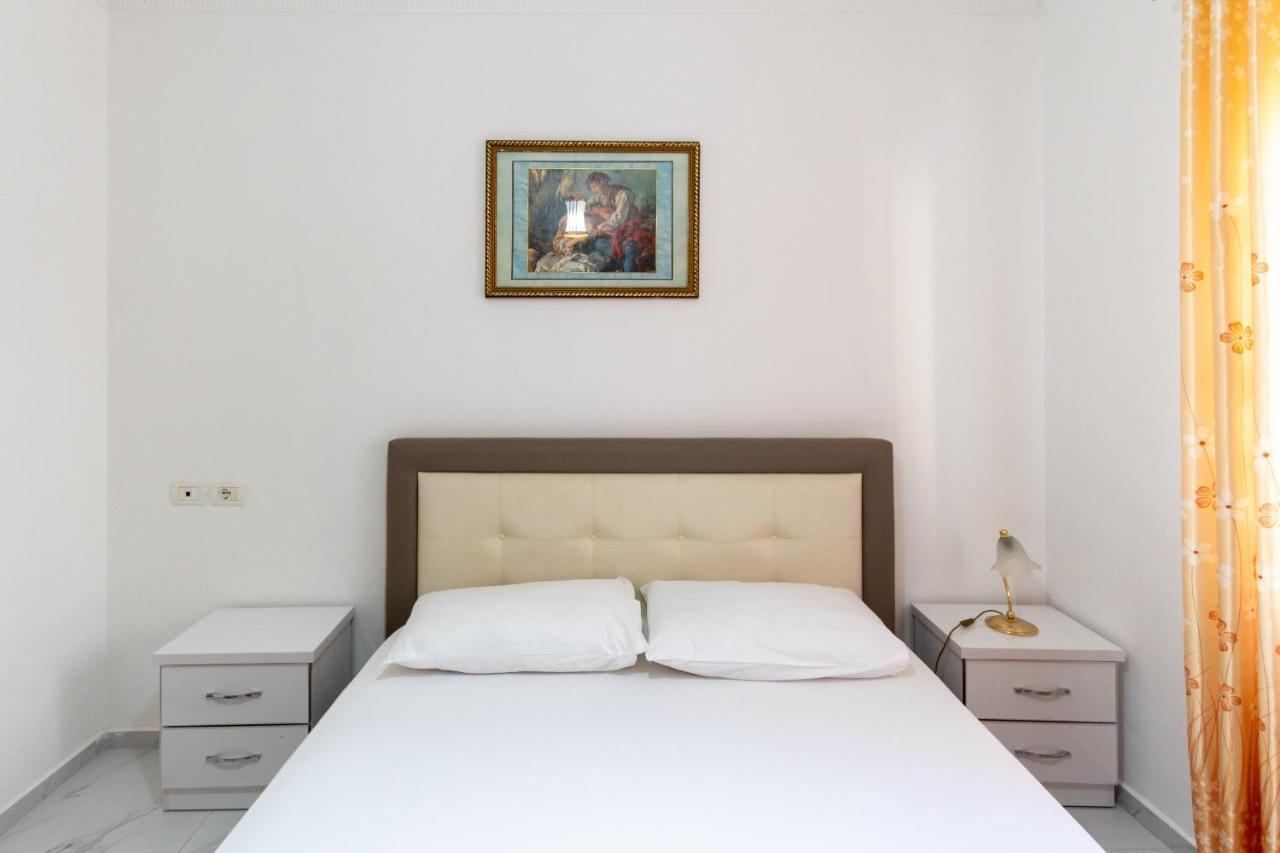 Comfortable Apartment Next To The Beach Durrës Exteriör bild