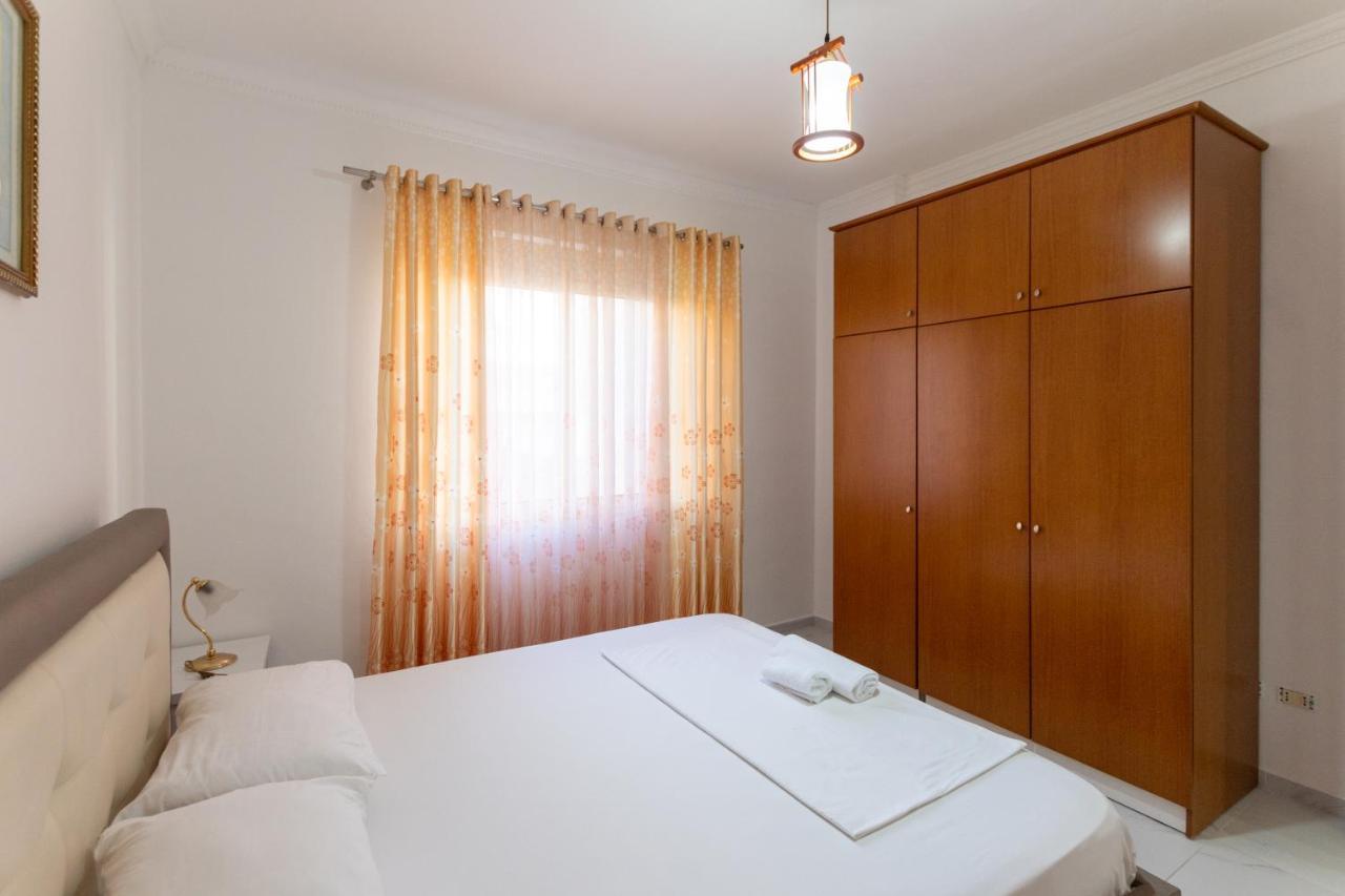 Comfortable Apartment Next To The Beach Durrës Exteriör bild