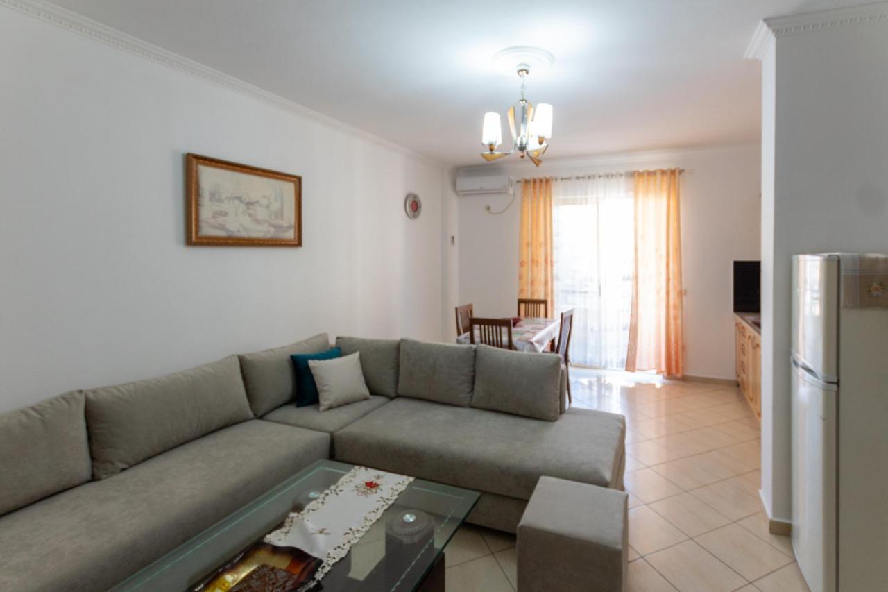 Comfortable Apartment Next To The Beach Durrës Exteriör bild
