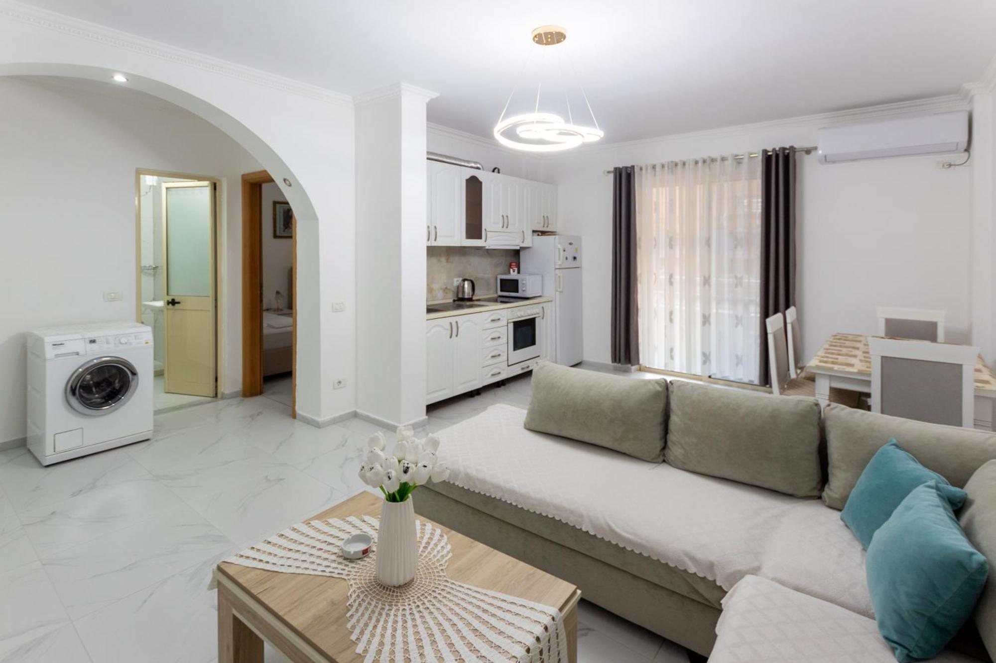 Comfortable Apartment Next To The Beach Durrës Exteriör bild