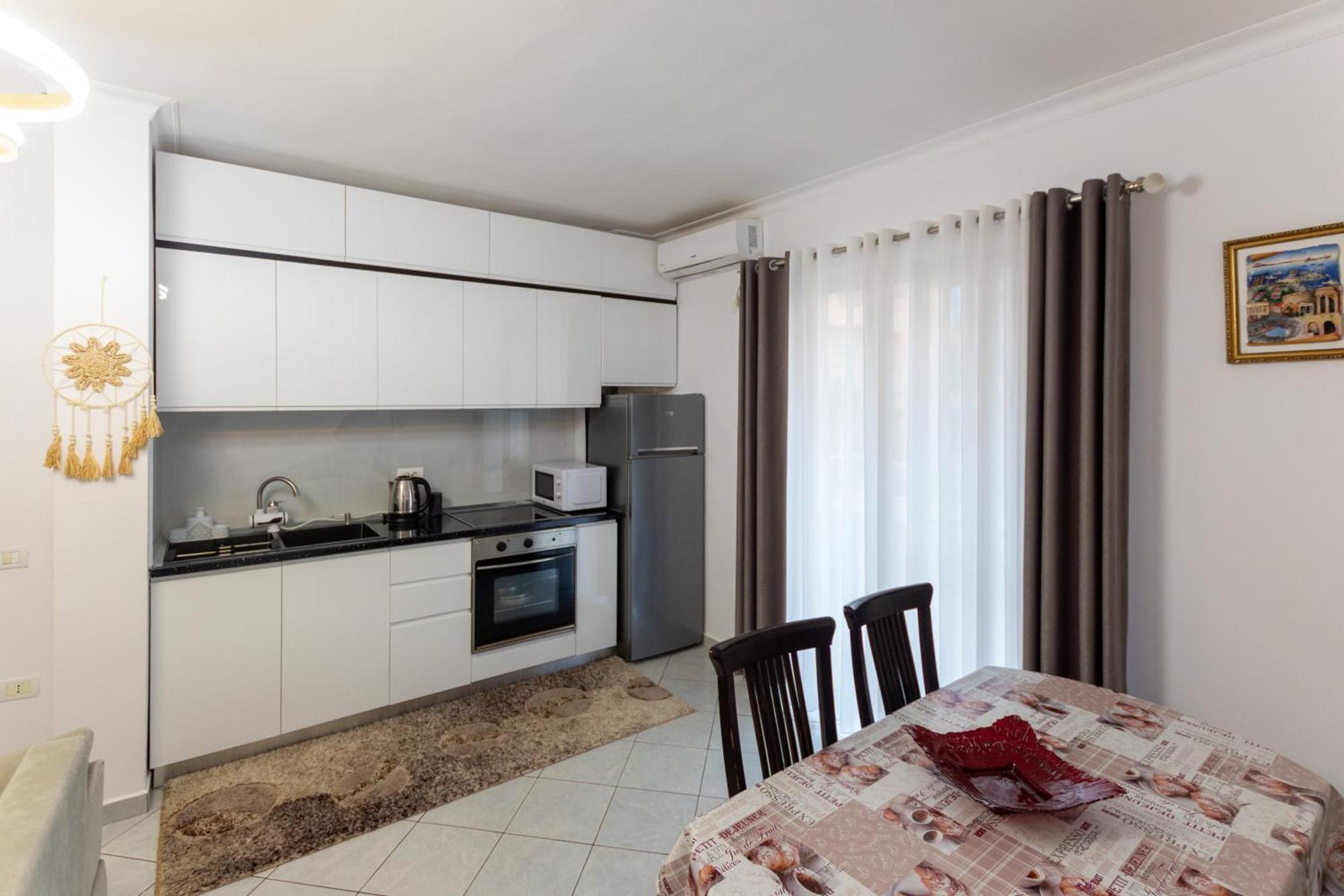 Comfortable Apartment Next To The Beach Durrës Exteriör bild